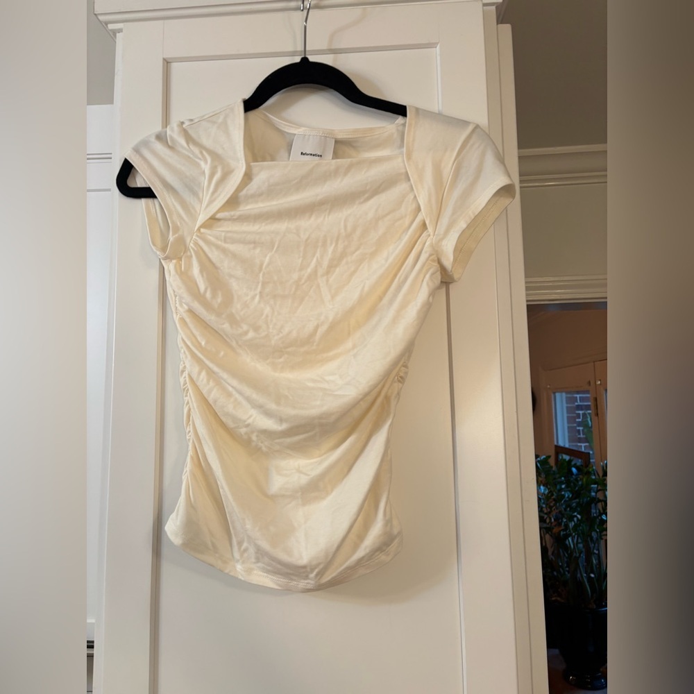 new Reformation Addison knit top in fior di latte ivory - Picture 3 of 6